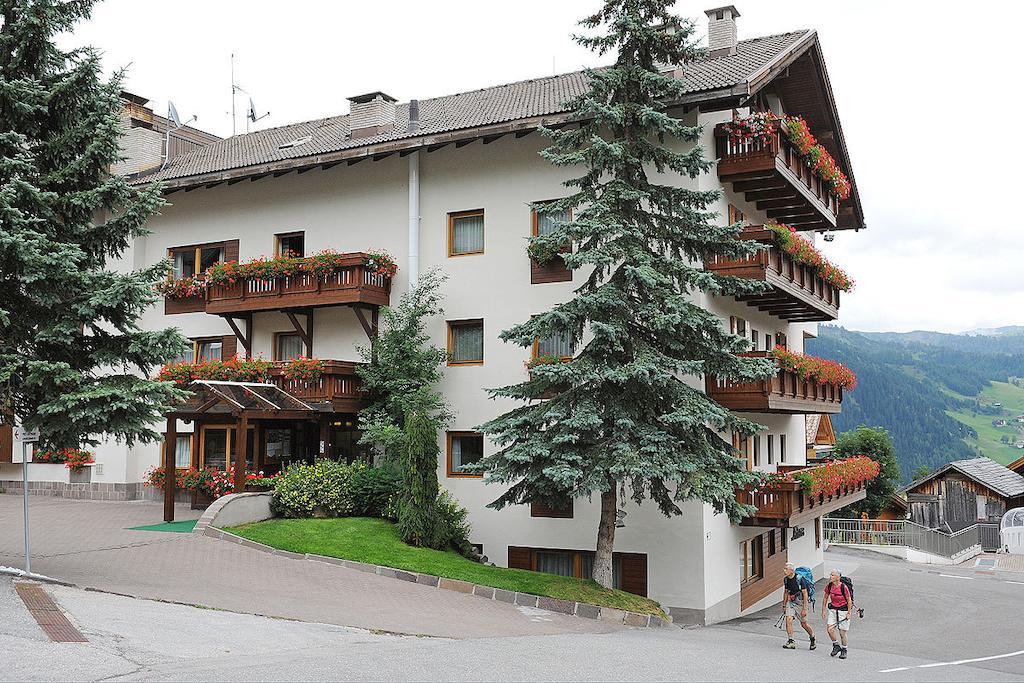 Apartments Antares Colfosco Luaran gambar